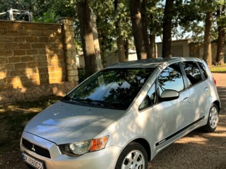 Сірий Міцубісі Кольт, об'ємом двигуна 1.3 л та пробігом 200 тис. км за 4600 $, фото 1 на Automoto.ua