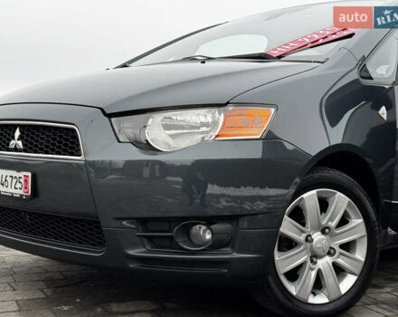 Серый Мицубиси Кольт, объемом двигателя 1.33 л и пробегом 158 тыс. км за 7500 $, фото 1 на Automoto.ua