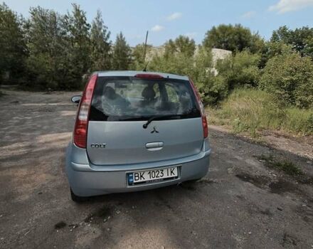 Синій Міцубісі Кольт, об'ємом двигуна 1.33 л та пробігом 170 тис. км за 4500 $, фото 6 на Automoto.ua