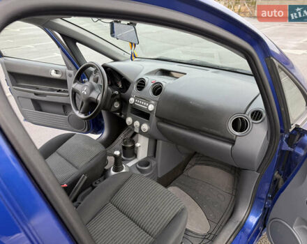 Синий Мицубиси Кольт, объемом двигателя 1.3 л и пробегом 101 тыс. км за 4300 $, фото 10 на Automoto.ua