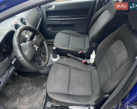 Синий Мицубиси Кольт, объемом двигателя 0 л и пробегом 102 тыс. км за 4700 $, фото 7 на Automoto.ua