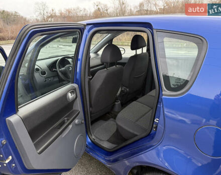 Синий Мицубиси Кольт, объемом двигателя 1.3 л и пробегом 101 тыс. км за 4300 $, фото 12 на Automoto.ua
