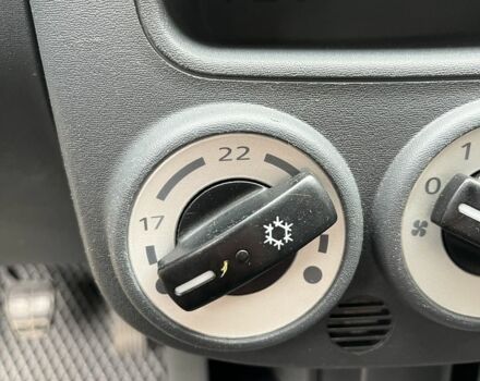 Міцубісі Кольт 2010 у Запоріжжя на Automoto.ua Синій Міцубісі Кольт, об'ємом двигуна 1.3 л та пробігом 103 тис. км за 5100 $, фото 20 на Automoto.ua