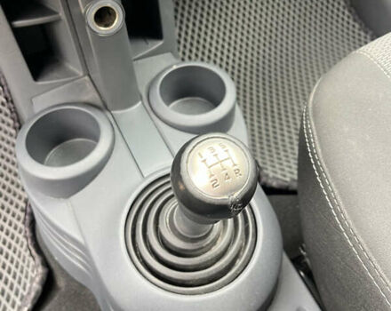 Синій Міцубісі Кольт, об'ємом двигуна 1.3 л та пробігом 105 тис. км за 5100 $, фото 21 на Automoto.ua