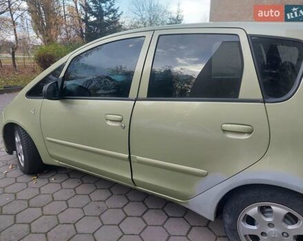 Зеленый Мицубиси Кольт, объемом двигателя 1.49 л и пробегом 352 тыс. км за 3800 $, фото 4 на Automoto.ua