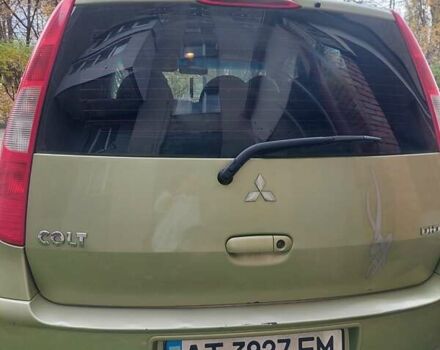 Зеленый Мицубиси Кольт, объемом двигателя 1.49 л и пробегом 352 тыс. км за 3800 $, фото 5 на Automoto.ua