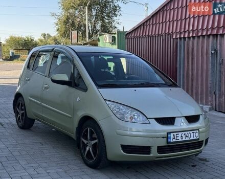 Зеленый Мицубиси Кольт, объемом двигателя 1.3 л и пробегом 290 тыс. км за 3510 $, фото 1 на Automoto.ua