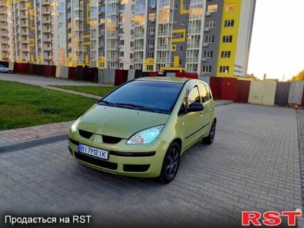 Зелений Міцубісі Кольт, об'ємом двигуна 1.3 л та пробігом 186 тис. км за 4000 $, фото 1 на Automoto.ua