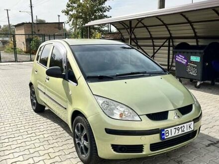 Зеленый Мицубиси Кольт, объемом двигателя 1.33 л и пробегом 188 тыс. км за 4200 $, фото 1 на Automoto.ua