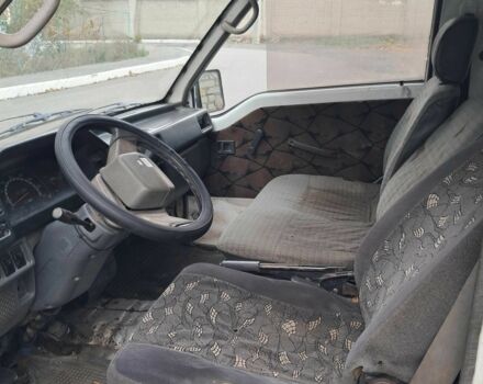 Белый Мицубиси Делика, объемом двигателя 2 л и пробегом 5 тыс. км за 850 $, фото 1 на Automoto.ua