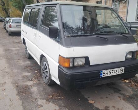 Белый Мицубиси Делика, объемом двигателя 2 л и пробегом 5 тыс. км за 850 $, фото 5 на Automoto.ua