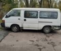 Белый Мицубиси Делика, объемом двигателя 2.5 л и пробегом 300 тыс. км за 2000 $, фото 1 на Automoto.ua