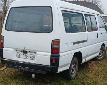 Белый Мицубиси Делика, объемом двигателя 0 л и пробегом 500 тыс. км за 2200 $, фото 2 на Automoto.ua