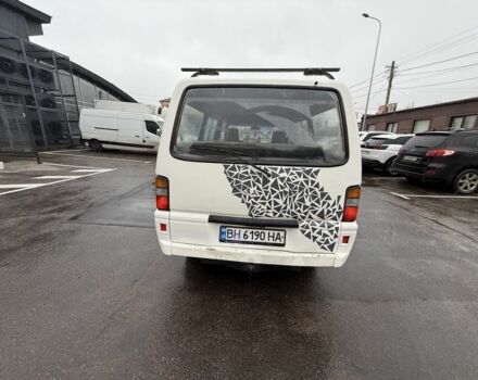 Білий Міцубісі Деліка, об'ємом двигуна 2.5 л та пробігом 350 тис. км за 2700 $, фото 3 на Automoto.ua