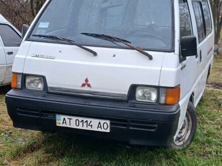 Білий Міцубісі Деліка, об'ємом двигуна 0 л та пробігом 500 тис. км за 2200 $, фото 1 на Automoto.ua