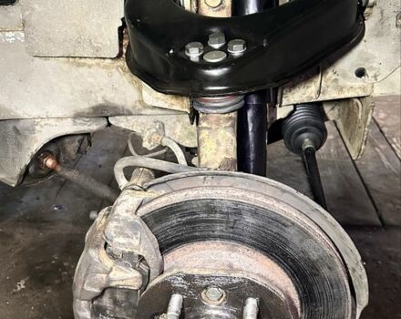 Бежевий Міцубісі Деліка, об'ємом двигуна 2.5 л та пробігом 415 тис. км за 4200 $, фото 17 на Automoto.ua