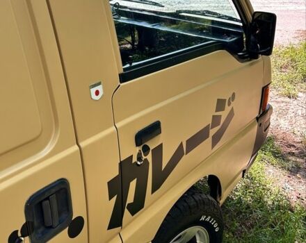 Бежевий Міцубісі Деліка, об'ємом двигуна 2.5 л та пробігом 415 тис. км за 4200 $, фото 3 на Automoto.ua