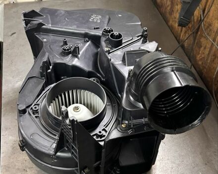 Бежевий Міцубісі Деліка, об'ємом двигуна 2.5 л та пробігом 415 тис. км за 4200 $, фото 15 на Automoto.ua