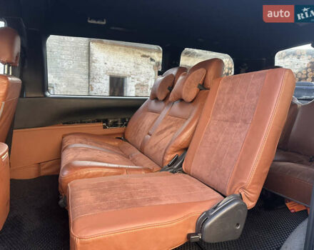 Черный Мицубиси Делика, объемом двигателя 3 л и пробегом 184 тыс. км за 18700 $, фото 32 на Automoto.ua