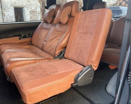 Черный Мицубиси Делика, объемом двигателя 3 л и пробегом 184 тыс. км за 18700 $, фото 31 на Automoto.ua