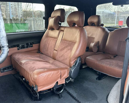 Черный Мицубиси Делика, объемом двигателя 3 л и пробегом 184 тыс. км за 18700 $, фото 22 на Automoto.ua