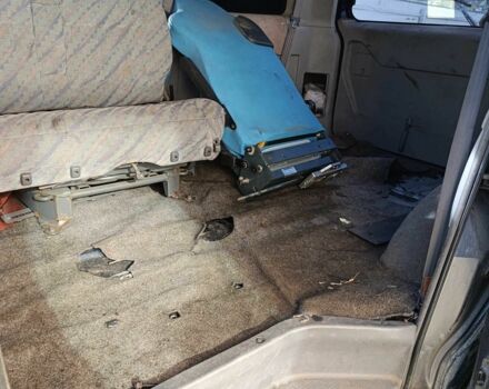 Мицубиси Делика, объемом двигателя 2.5 л и пробегом 999 тыс. км за 3780 $, фото 5 на Automoto.ua