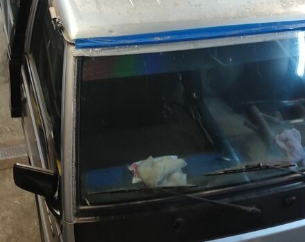 Серый Мицубиси Делика, объемом двигателя 2 л и пробегом 242 тыс. км за 1491 $, фото 3 на Automoto.ua