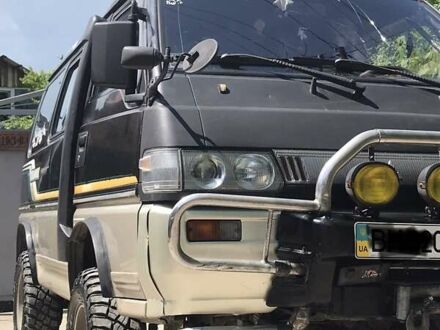 Міцубісі Деліка 1990 у Одесі на Automoto.ua Сірий Міцубісі Деліка, об'ємом двигуна 2.5 л та пробігом 300 тис. км за 9500 $, фото 1 на Automoto.ua