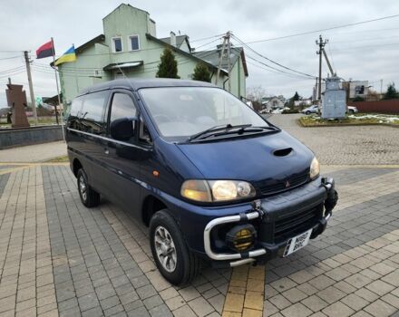 Синий Мицубиси Делика, объемом двигателя 2.8 л и пробегом 135 тыс. км за 7197 $, фото 1 на Automoto.ua