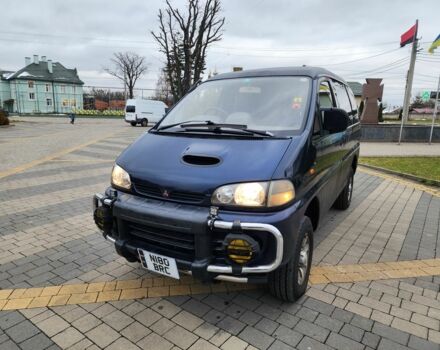 Синий Мицубиси Делика, объемом двигателя 2.8 л и пробегом 135 тыс. км за 7197 $, фото 4 на Automoto.ua