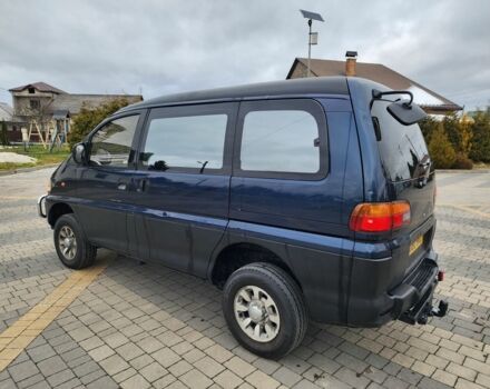 Синий Мицубиси Делика, объемом двигателя 2.8 л и пробегом 135 тыс. км за 7197 $, фото 7 на Automoto.ua