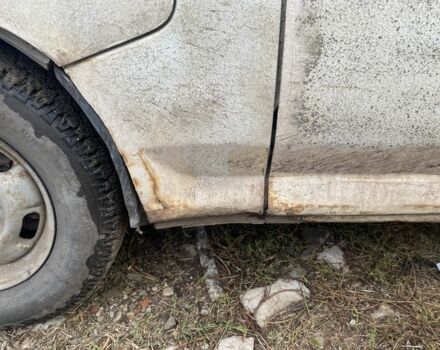 Мицубиси Другая 1991 в Изюме на Automoto.ua Белый Мицубиси Другая, объемом двигателя 2.5 л и пробегом 360 тыс. км за 1755 $, фото 10 на Automoto.ua