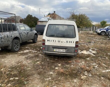 Мицубиси Другая 1991 в Изюме на Automoto.ua Белый Мицубиси Другая, объемом двигателя 2.5 л и пробегом 360 тыс. км за 1755 $, фото 4 на Automoto.ua