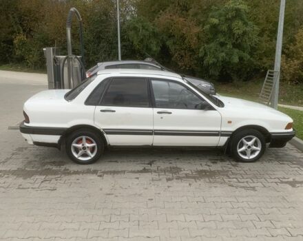 Белый Мицубиси Другая, объемом двигателя 1.8 л и пробегом 22 тыс. км за 1100 $, фото 1 на Automoto.ua