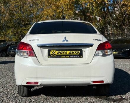 Белый Мицубиси Другая, объемом двигателя 1.2 л и пробегом 191 тыс. км за 5999 $, фото 4 на Automoto.ua