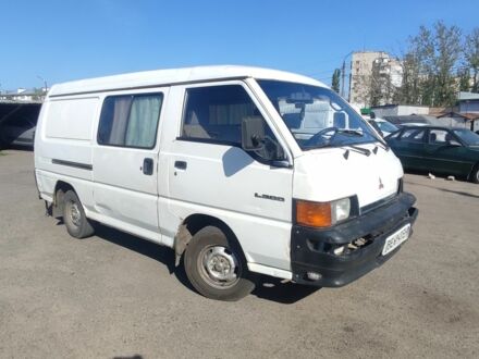 Міцубісі Інша 1995 у Миколаєві на Automoto.ua Білий Міцубісі Інша, об'ємом двигуна 2.5 л та пробігом 400 тис. км за 1800 $, фото 1 на Automoto.ua