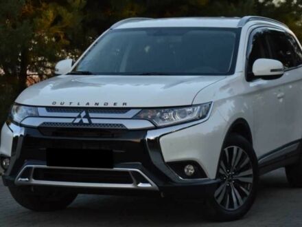 Міцубісі Інша 2018 у Львові на Automoto.ua Білий Міцубісі Інша, об'ємом двигуна 0 л та пробігом 55 тис. км за 12000 $, фото 1 на Automoto.ua