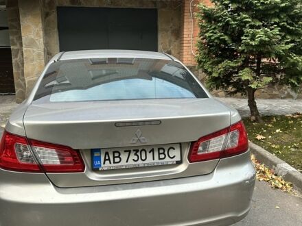 Міцубісі Інша 2009 у Вінниці на Automoto.ua Бежевий Міцубісі Інша, об'ємом двигуна 2.4 л та пробігом 128 тис. км за 5000 $, фото 1 на Automoto.ua