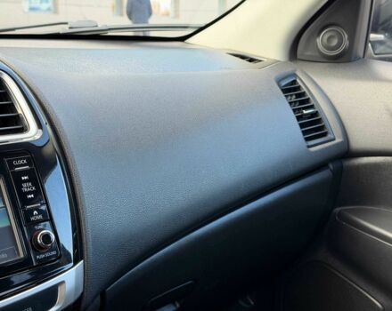 Черный Мицубиси Другая, объемом двигателя 2.4 л и пробегом 230 тыс. км за 14200 $, фото 23 на Automoto.ua