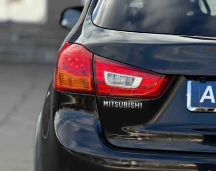 Черный Мицубиси Другая, объемом двигателя 2.4 л и пробегом 230 тыс. км за 14200 $, фото 7 на Automoto.ua