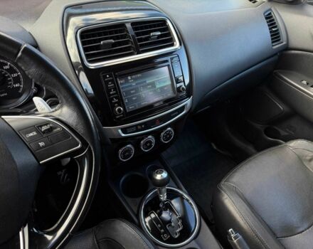 Черный Мицубиси Другая, объемом двигателя 2.4 л и пробегом 230 тыс. км за 14200 $, фото 17 на Automoto.ua