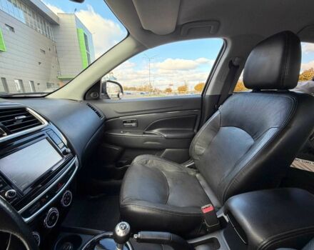 Черный Мицубиси Другая, объемом двигателя 2.4 л и пробегом 230 тыс. км за 14200 $, фото 20 на Automoto.ua