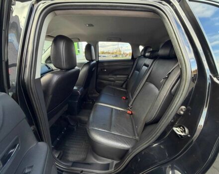 Черный Мицубиси Другая, объемом двигателя 2.4 л и пробегом 230 тыс. км за 14200 $, фото 10 на Automoto.ua