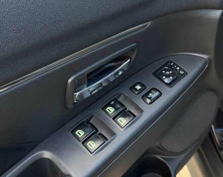 Черный Мицубиси Другая, объемом двигателя 2.4 л и пробегом 230 тыс. км за 14200 $, фото 12 на Automoto.ua