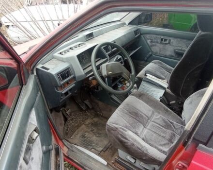 Красный Мицубиси Другая, объемом двигателя 0 л и пробегом 300 тыс. км за 286 $, фото 2 на Automoto.ua