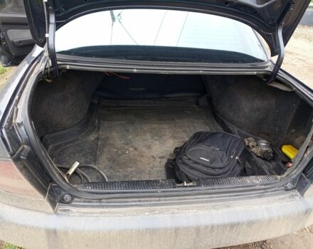 Сірий Міцубісі Інша, об'ємом двигуна 1.8 л та пробігом 1000 тис. км за 2000 $, фото 5 на Automoto.ua