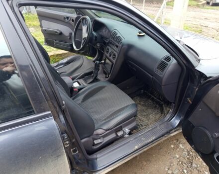 Сірий Міцубісі Інша, об'ємом двигуна 1.8 л та пробігом 1000 тис. км за 2000 $, фото 6 на Automoto.ua