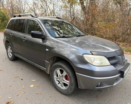 Сірий Міцубісі Інша, об'ємом двигуна 2 л та пробігом 245 тис. км за 5450 $, фото 1 на Automoto.ua