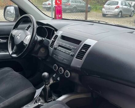 Серый Мицубиси Другая, объемом двигателя 2 л и пробегом 310 тыс. км за 7600 $, фото 13 на Automoto.ua