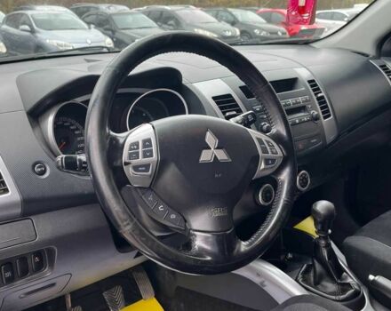 Серый Мицубиси Другая, объемом двигателя 2 л и пробегом 310 тыс. км за 7600 $, фото 10 на Automoto.ua